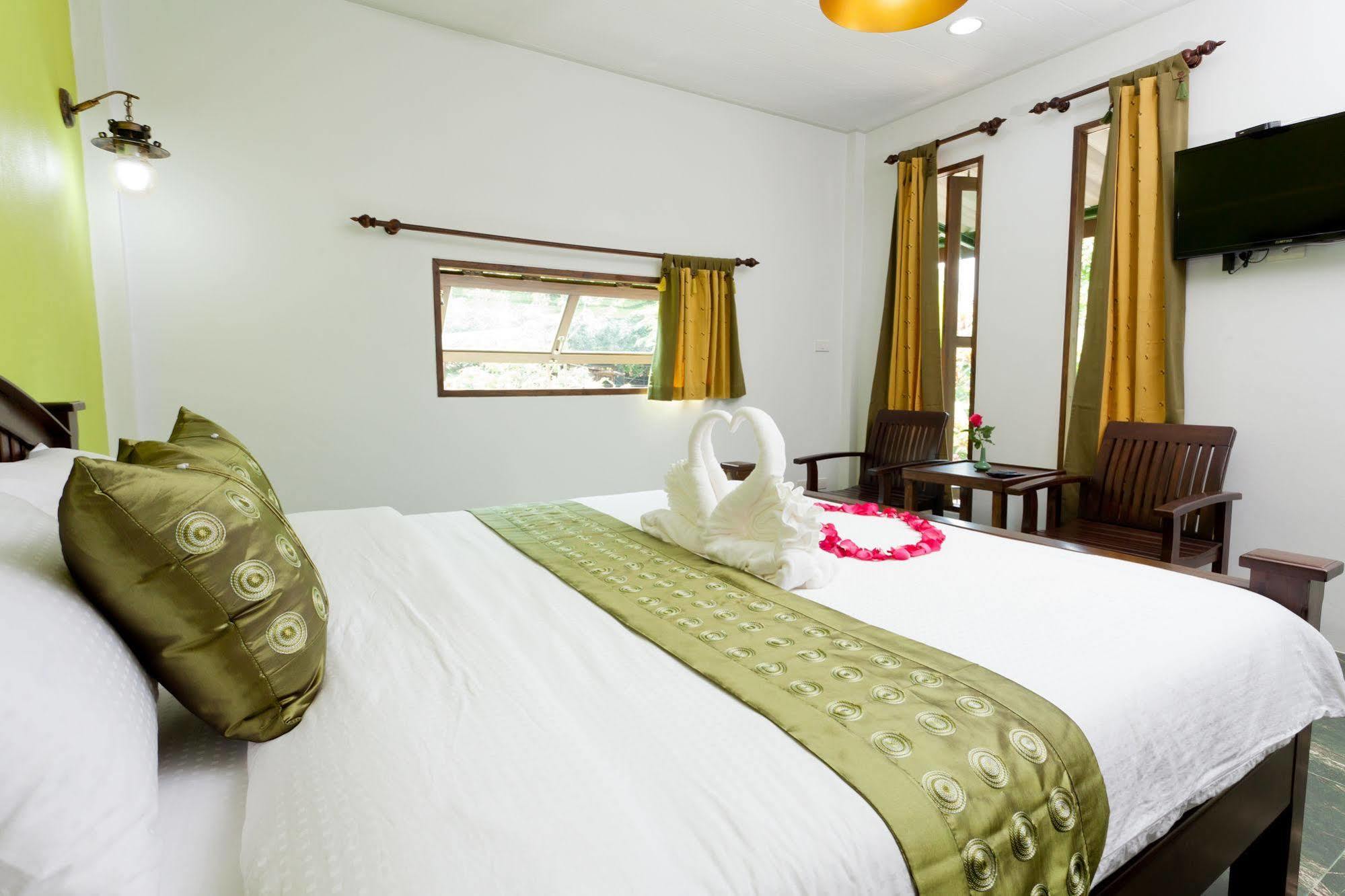 The Mouth Resort - Sha Extra Plus Khao Lak Exteriér fotografie